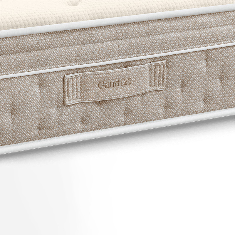 1990_15_28GaudC3AD_-_Platabanda29_v2